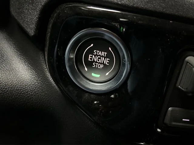New 2026 Onyx Black GMC SLT image 17