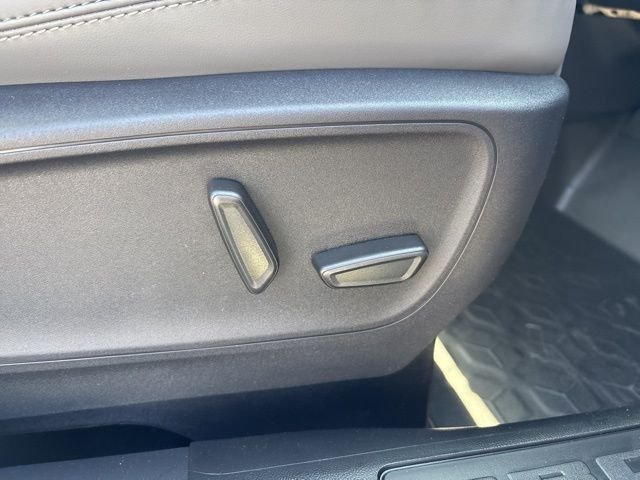 New 2026 Carbonized Gray Metallic Ford Badlands® image 24