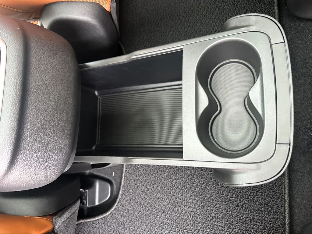 2026 Chrysler Pacifica Pinnacle - Photo 28