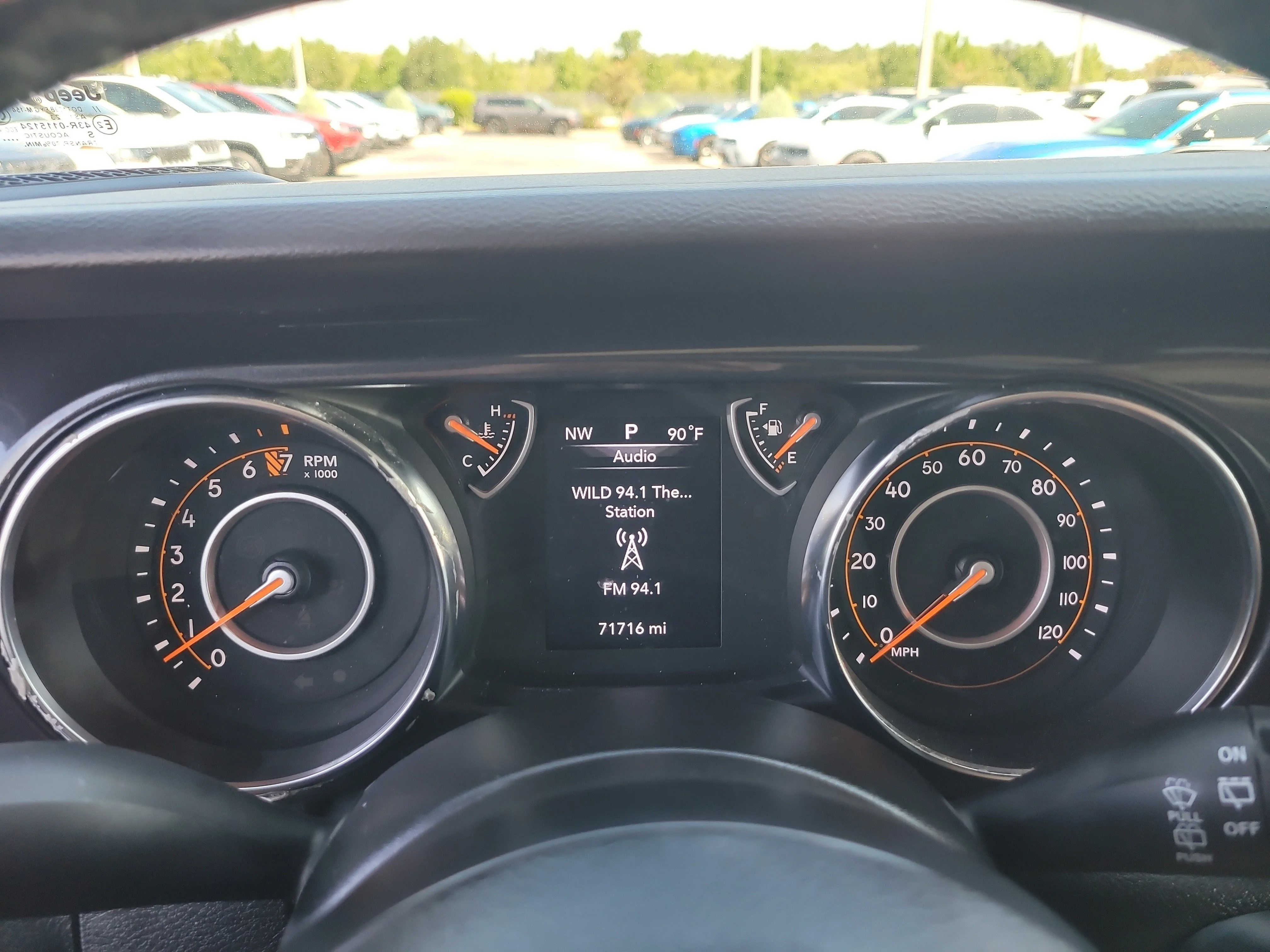 Used 2022 Bright White Clearcoat Jeep Unlimited Sport Altitude image 29