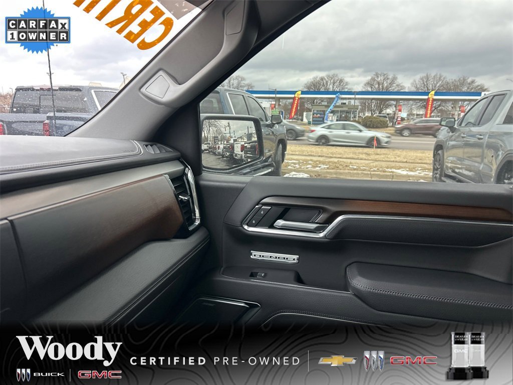 2025 GMC SIERRA - Image 29