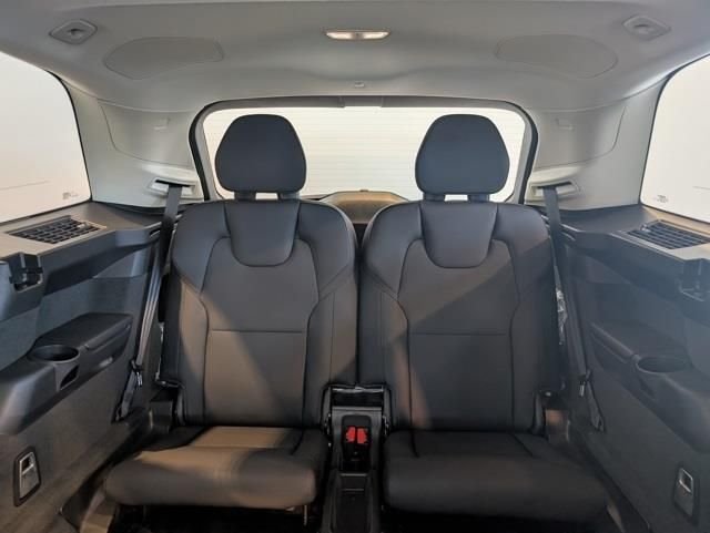 New 2026 Gray Volvo T8 Plus image 29
