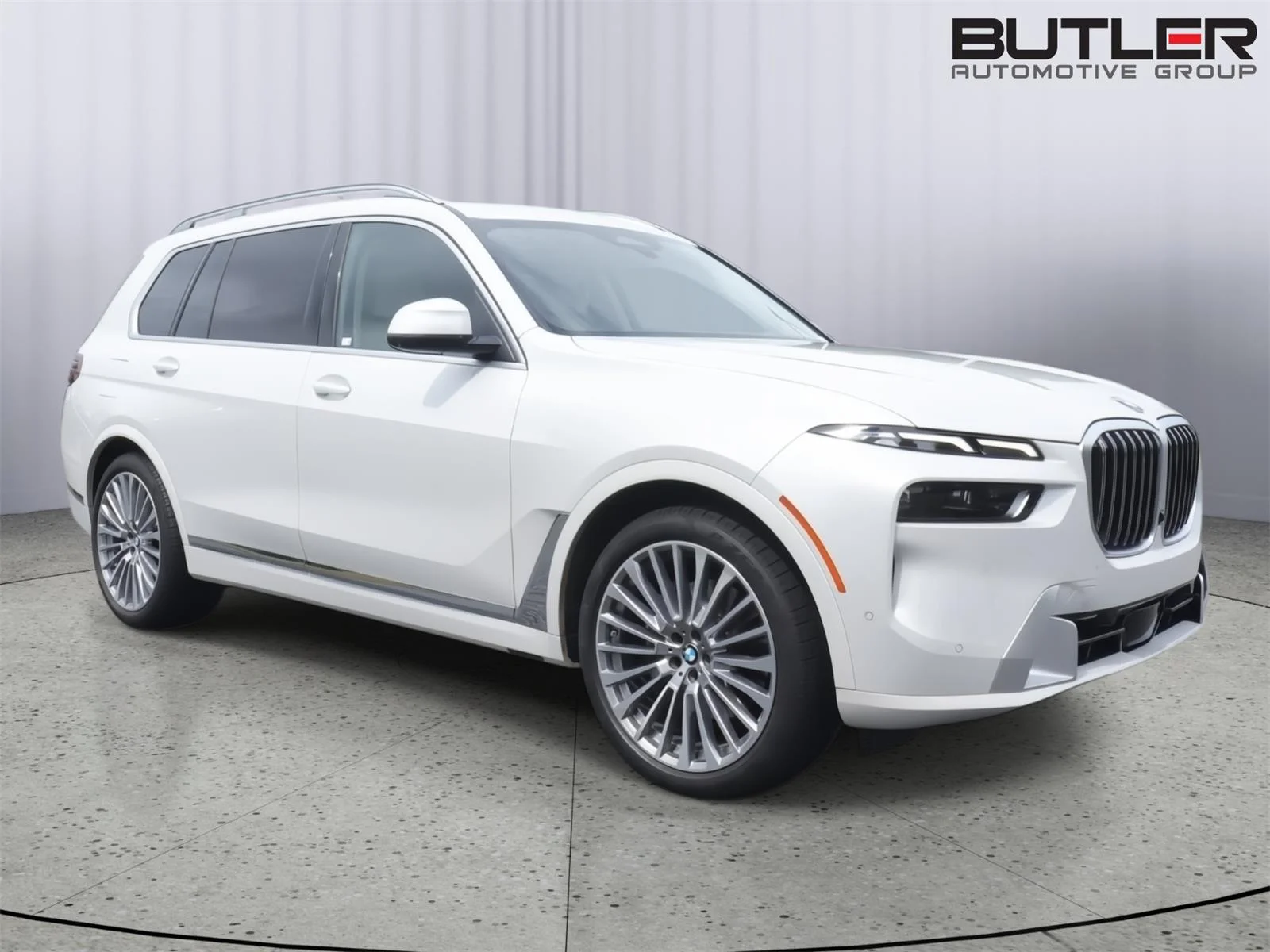 Certified Used 2024 Mineral White Metallic BMW xDrive40i image 8