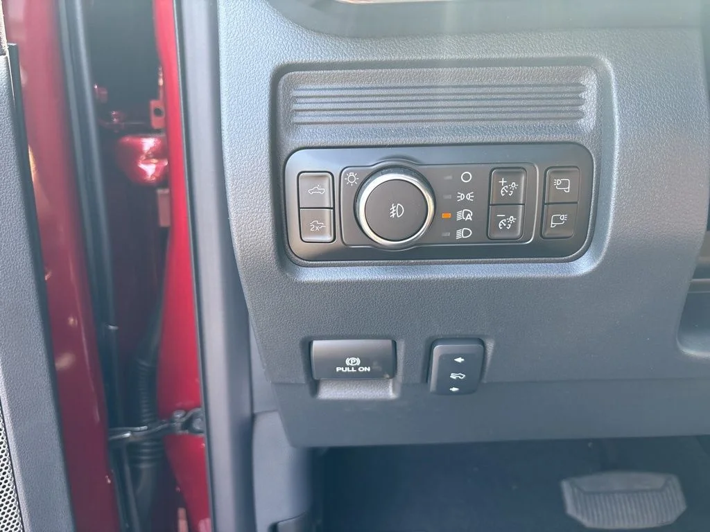 2025 Ford F-250 Super Duty Lariat - Photo 10