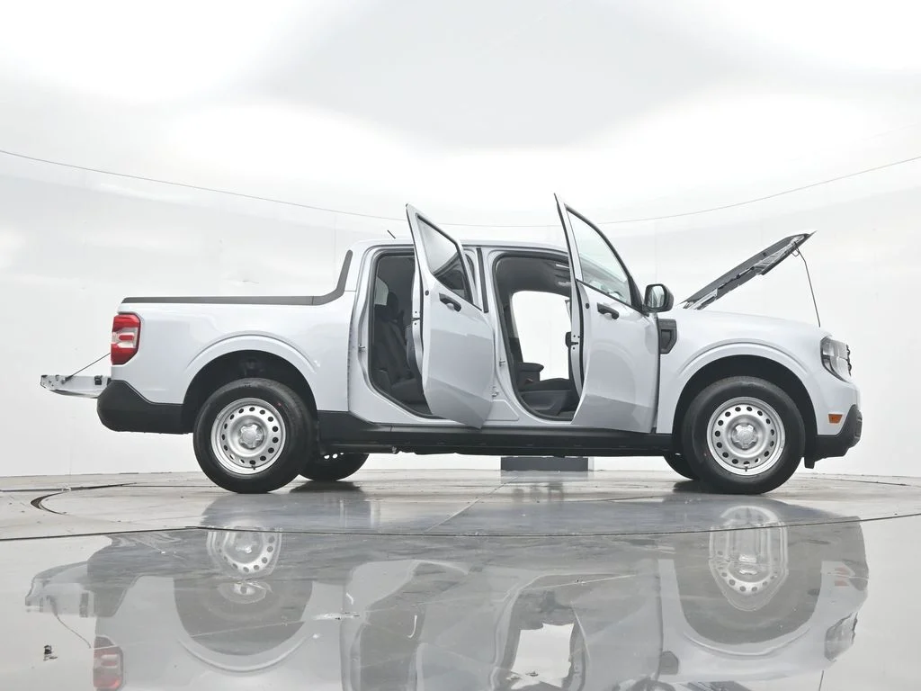 New 2026 Space White Metallic Ford XL image 51