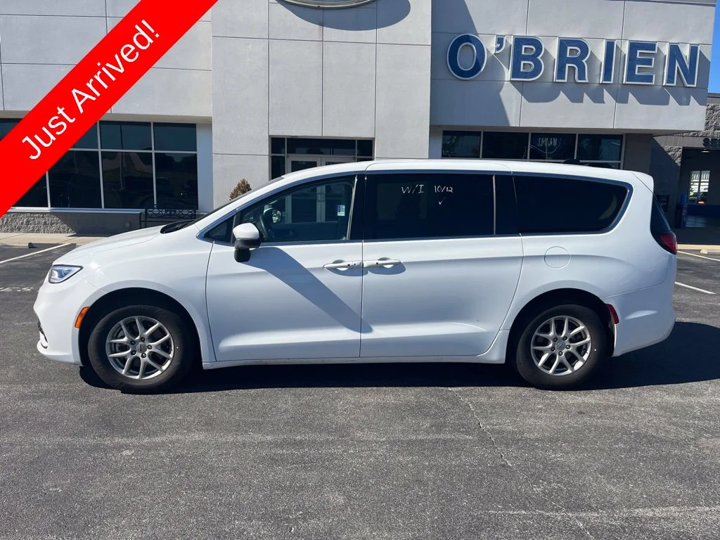 2023 Chrysler Pacifica