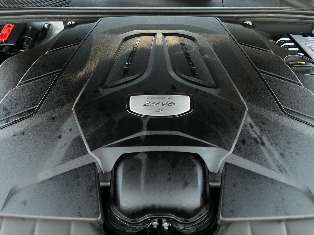 Used 2023 Black Porsche S Coupe image 31