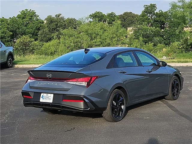 New 2026 Ecotronic Gray Hyundai SEL Sport image 4