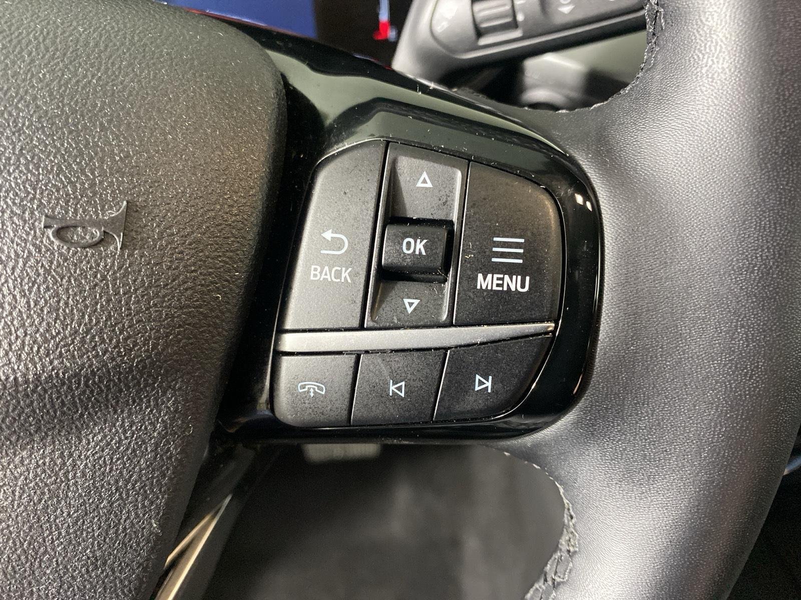 Used 2025 Vapor Blue Ford  image 18
