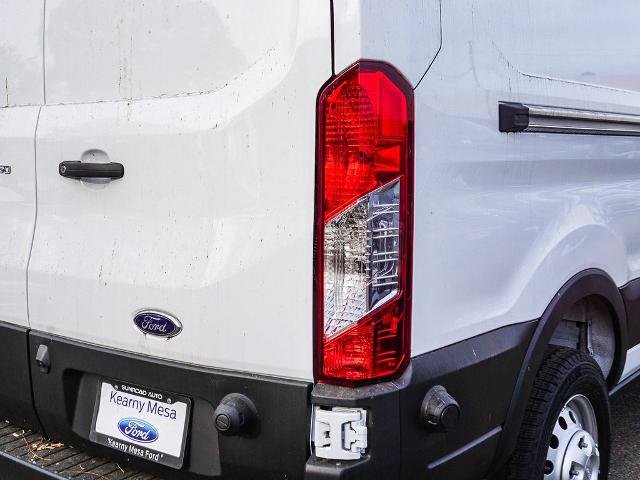 New 2025 Oxford White Ford Base image 33
