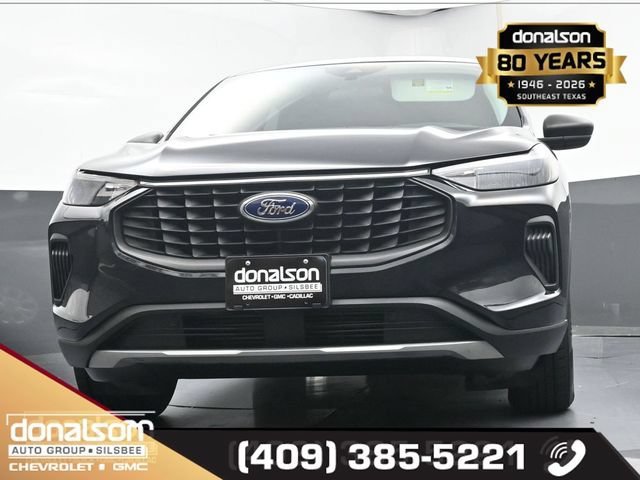Used 2023 Agate Black Met Ford Active image 16