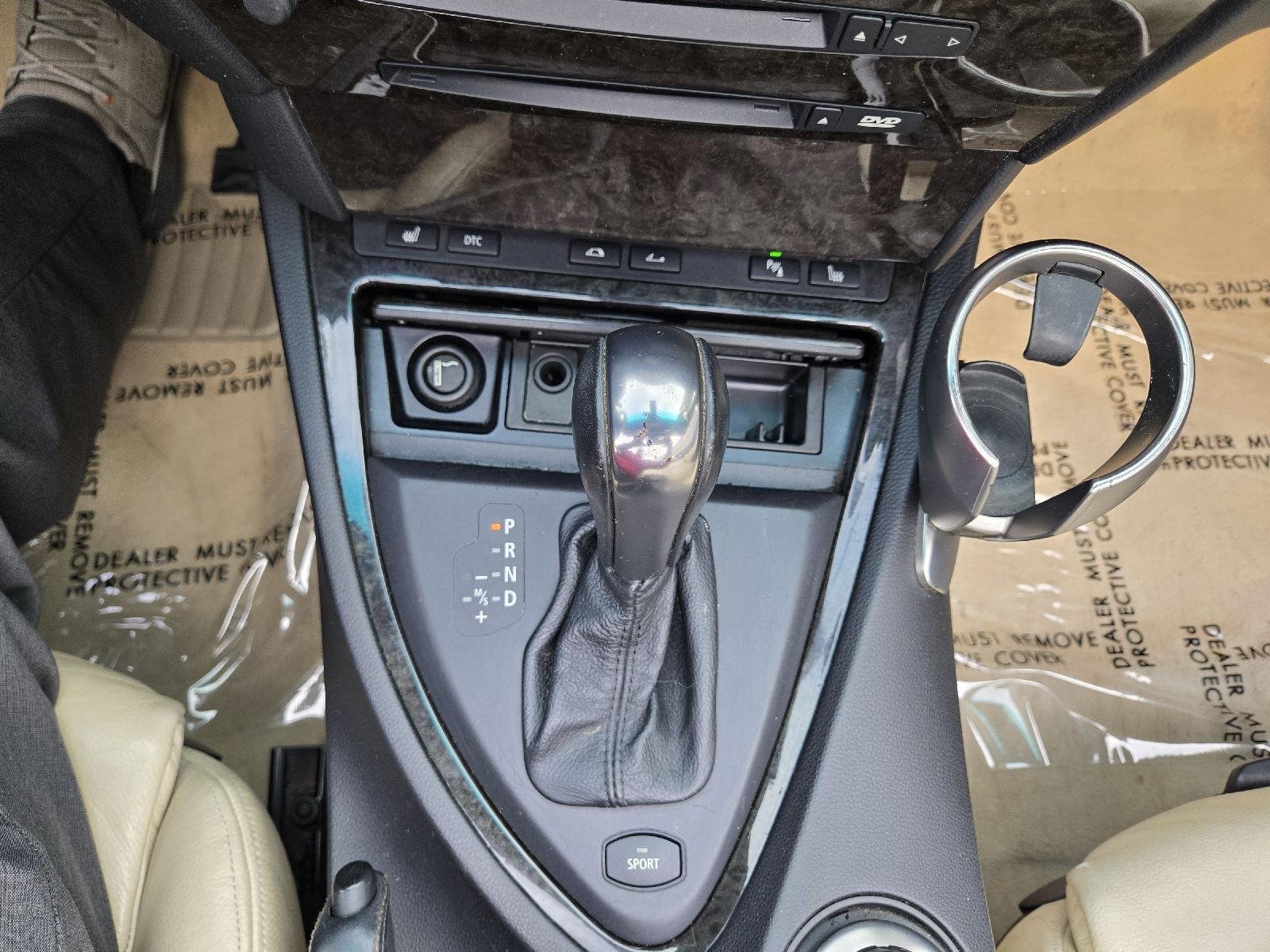 Used 2007 Alpine White BMW 650i image 31