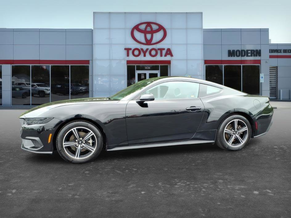 Used 2025 Shadow Black Ford EcoBoost image 2