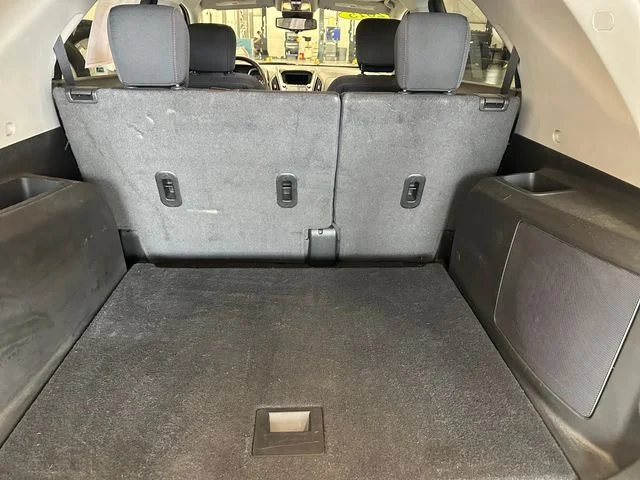 Used 2015 Green Chevrolet LT image 16