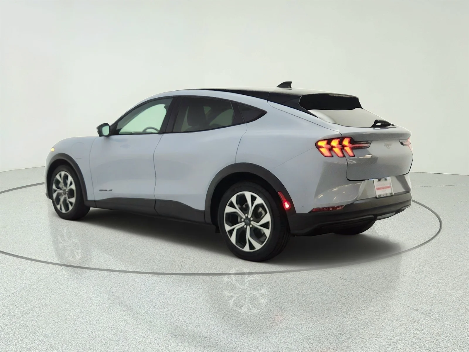 Used 2024 Glacier Gray Metallic TriCoat Ford Select image 7