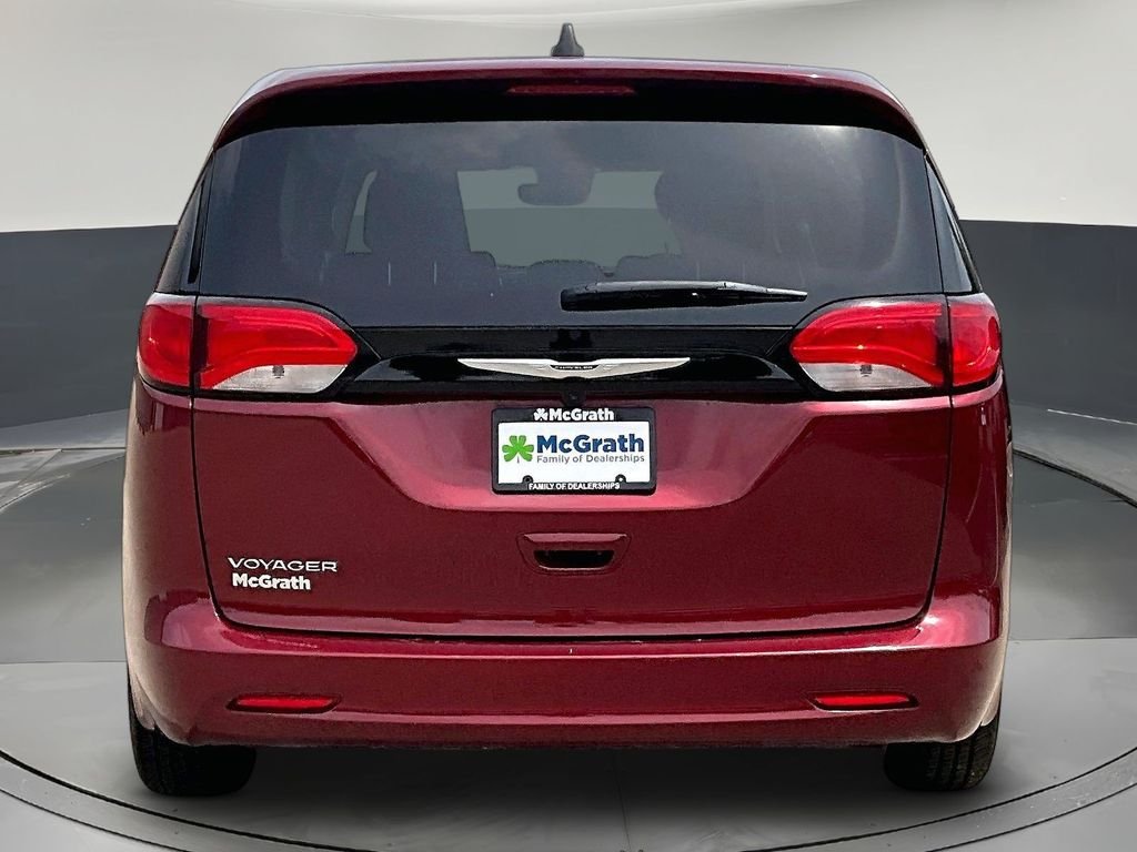 Used 2023 Red Chrysler LX image 6