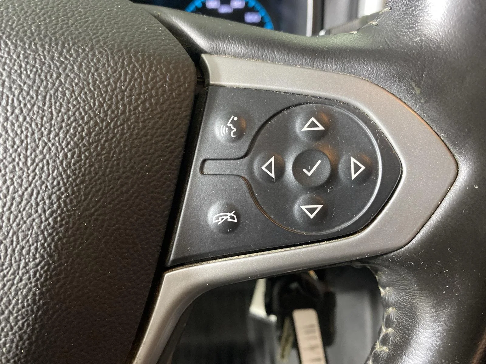 Used 2021 BLACK Chevrolet 4WD LT image 16