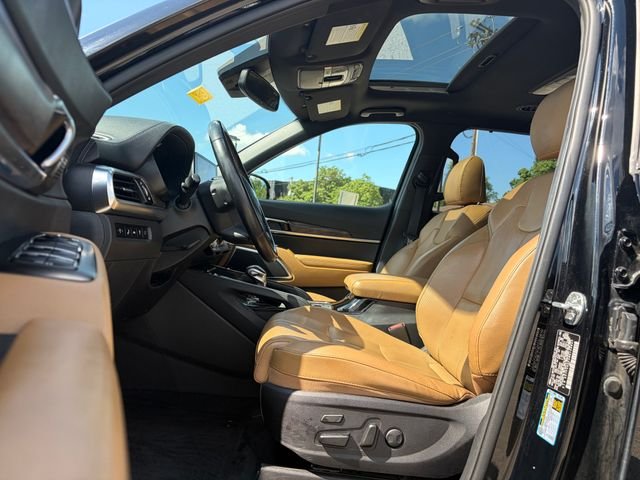 Used 2021 Ebony Black Kia SX image 20