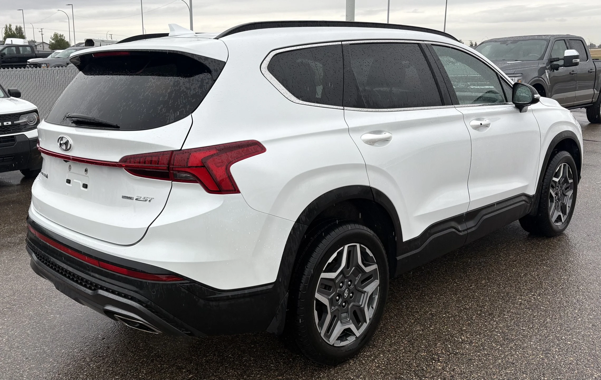 Used 2022 Quartz White Hyundai URBAN AWD image 5