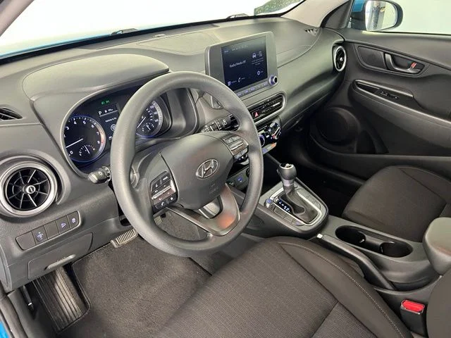 Used 2022 Green Hyundai SEL image 12