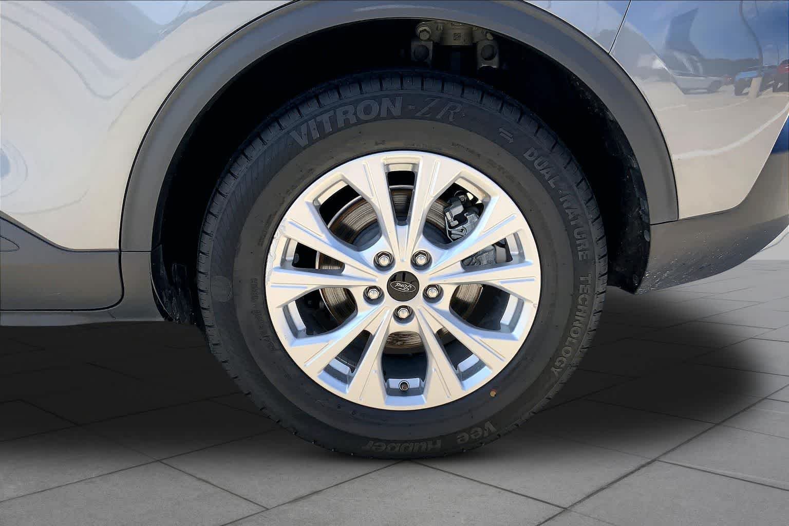 Used 2024 Carbonized Gray Metallic Ford Active image 11