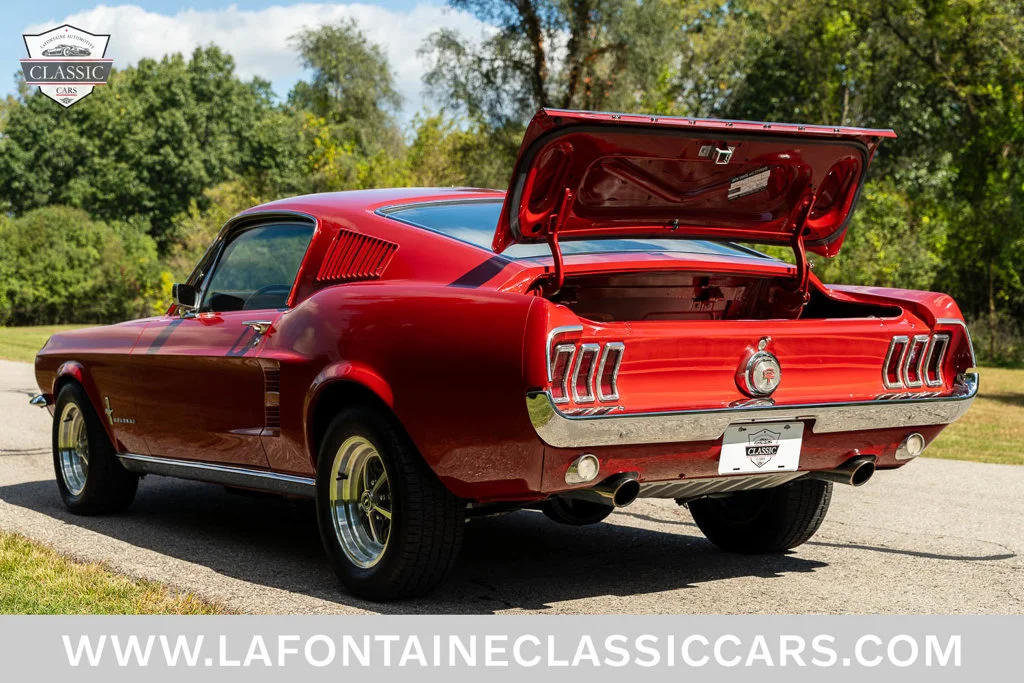 Used 1967 Red Ford GT image 6