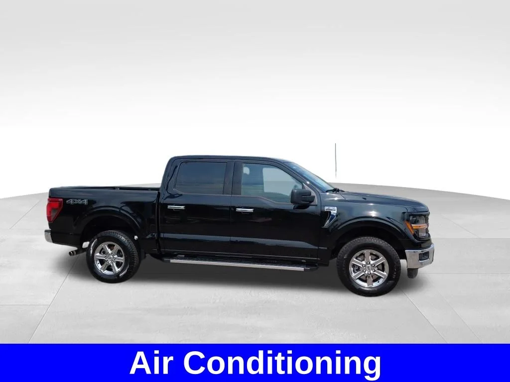 Used 2025 Black Ford XLT image 9
