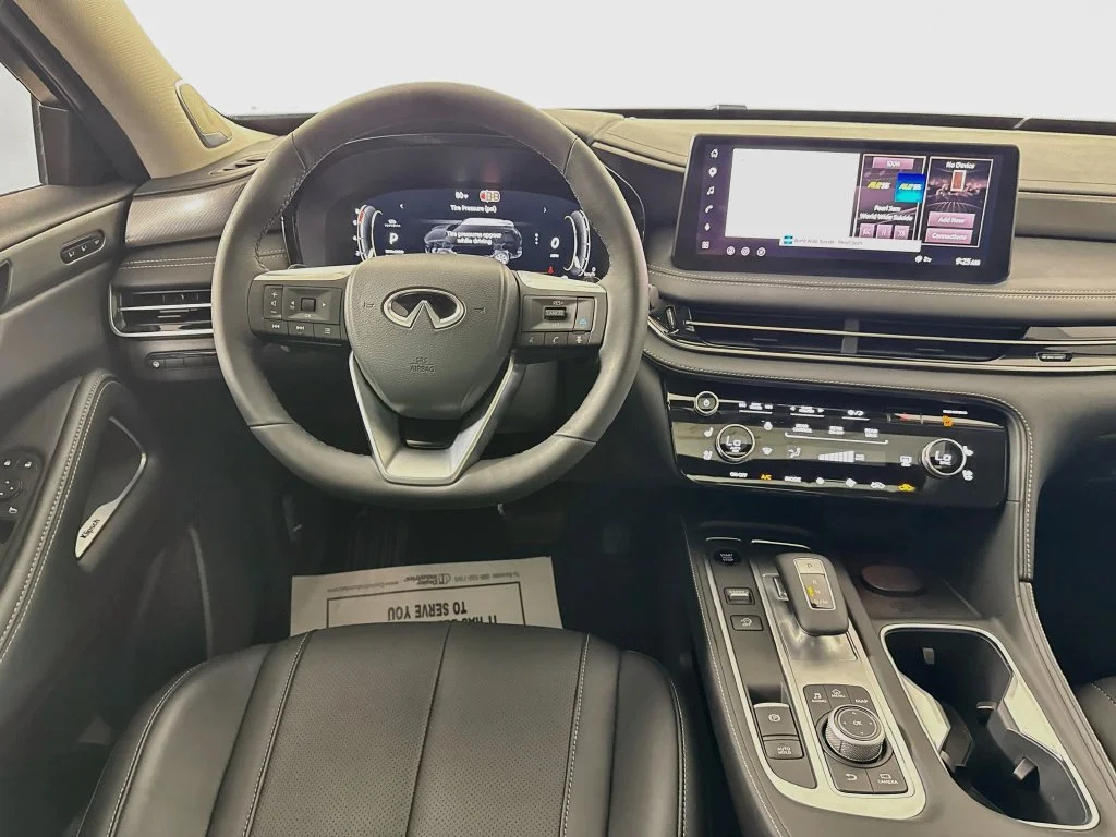 Certified Used 2027 Gray INFINITI LUXE image 31