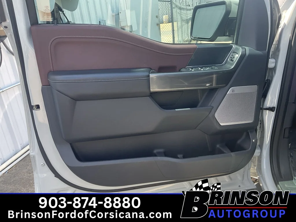 Used 2023 Avalanche Ford LARIAT image 24