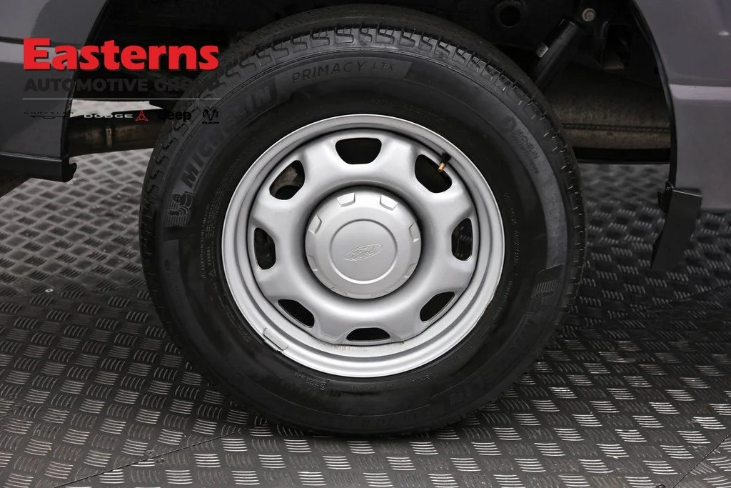 Used 2022 Gray Ford XL image 28