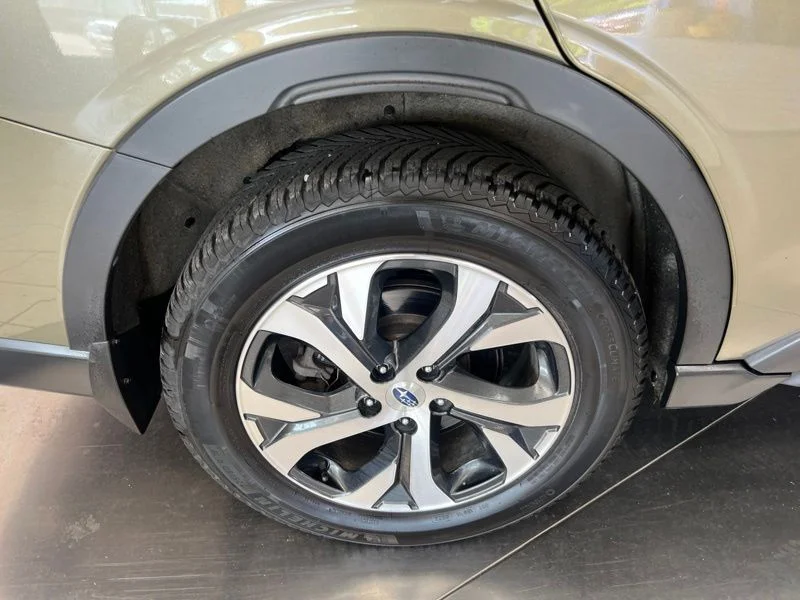 Used 2022 Brown Subaru Touring XT image 10