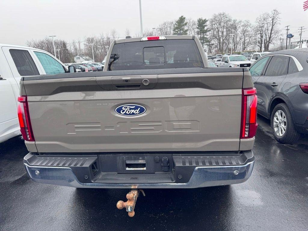 Used 2025 Gray Ford LARIAT image 5