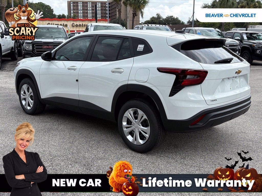 2026 Chevrolet Trax LS - Photo 5