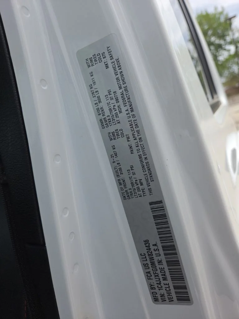 Certified Used 2021 White Jeep Unlimited Rubicon image 15
