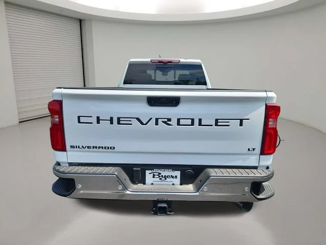 New 2026 Summit White Chevrolet LT DRW image 6