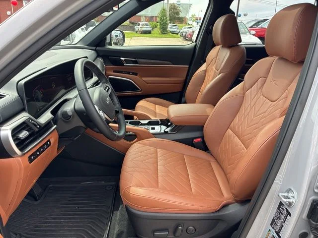 Certified Used 2025 Wolf Gray Kia EX X-Line image 17
