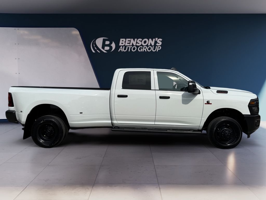 New 2026 Bright White Clear-Coat Exterior Paint RAM Tradesman image 6
