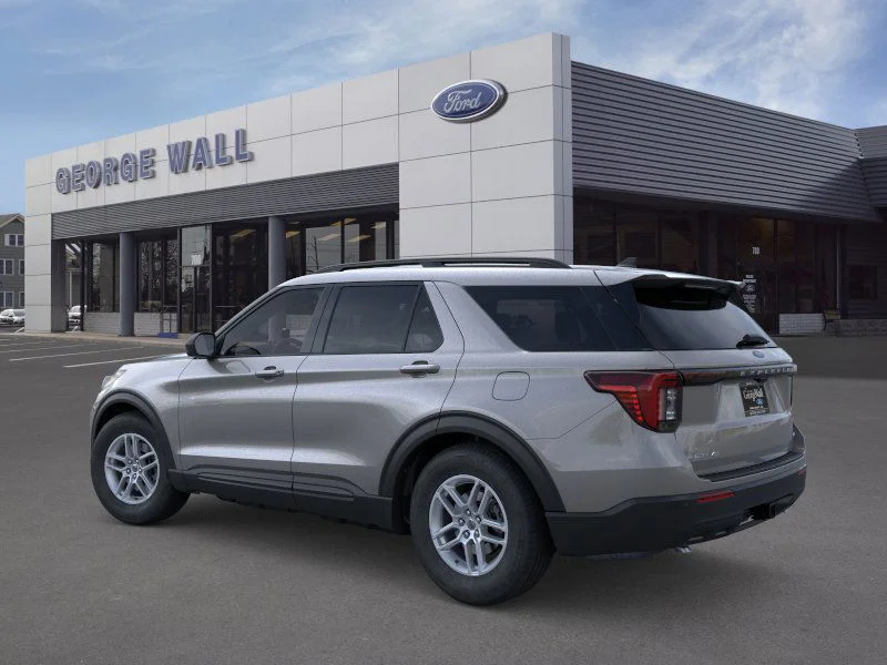 New 2026 Carbonized Gray Metallic Ford Active image 27