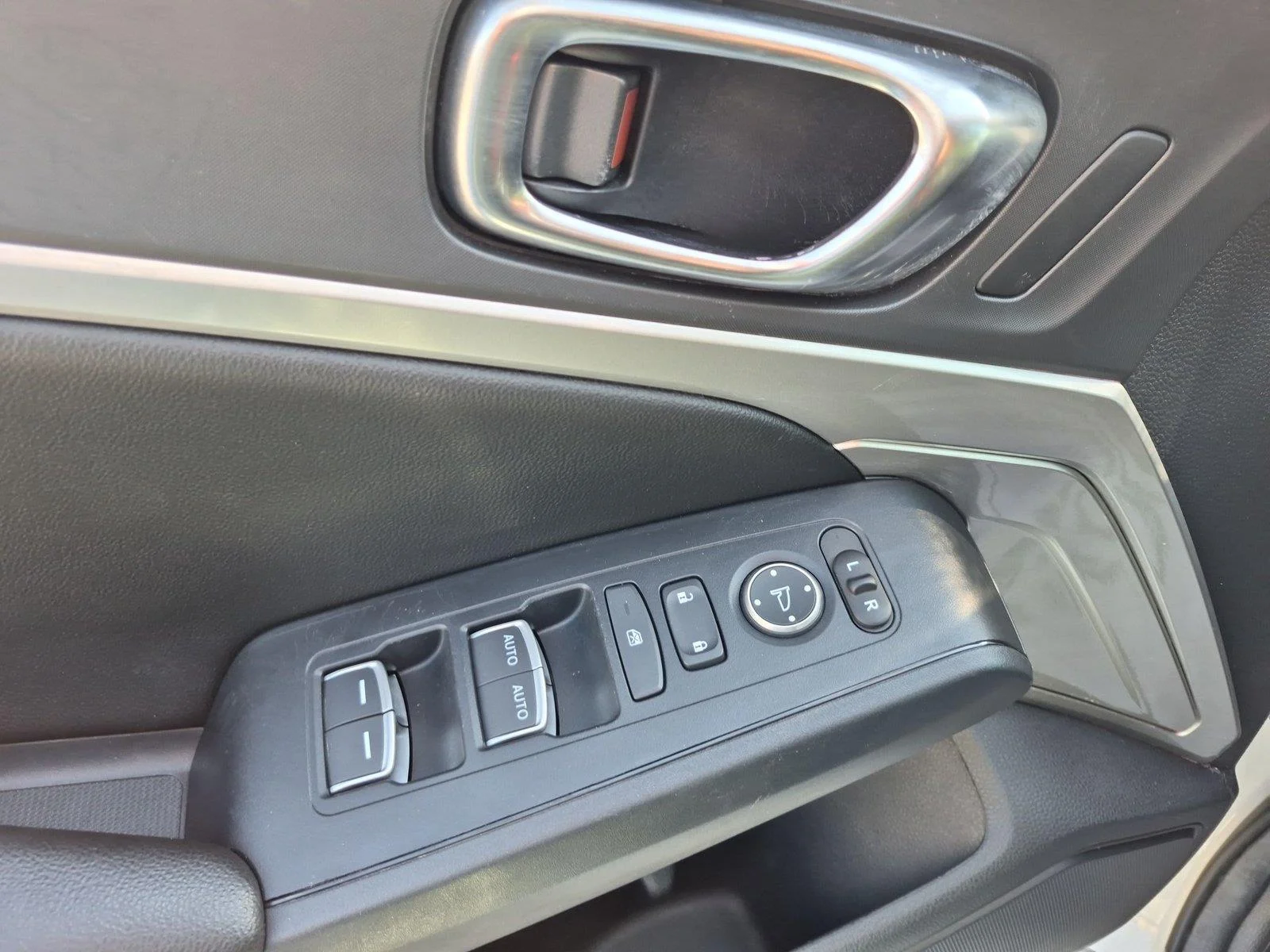 Used 2024 Platinum White Pearl Acura BASE image 15