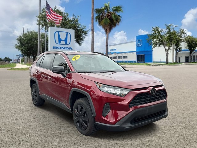 2020 Toyota RAV4 LE