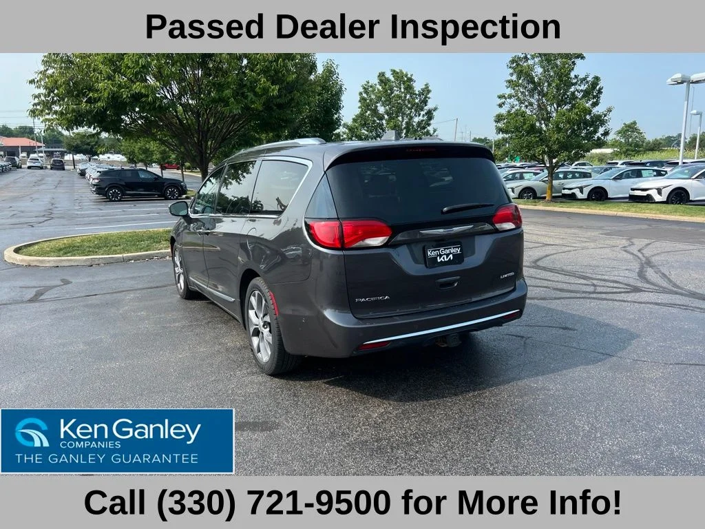 Used 2020 Gray Chrysler Limited image 7