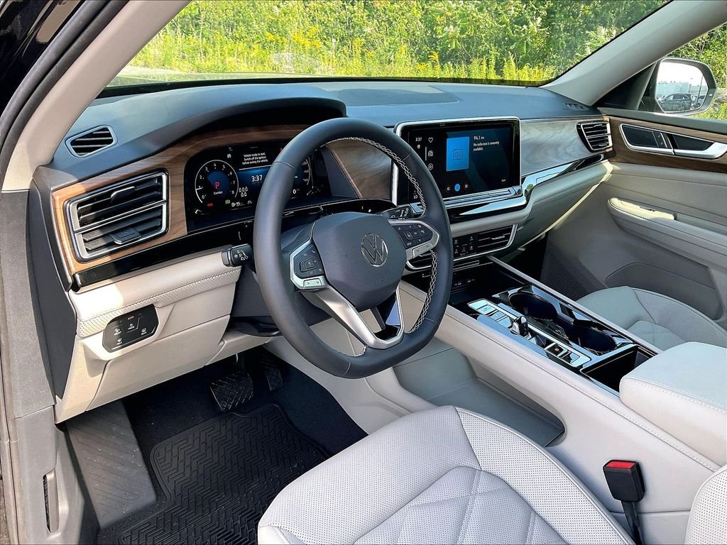 2026 Volkswagen Atlas SE w/Tech - Photo 9