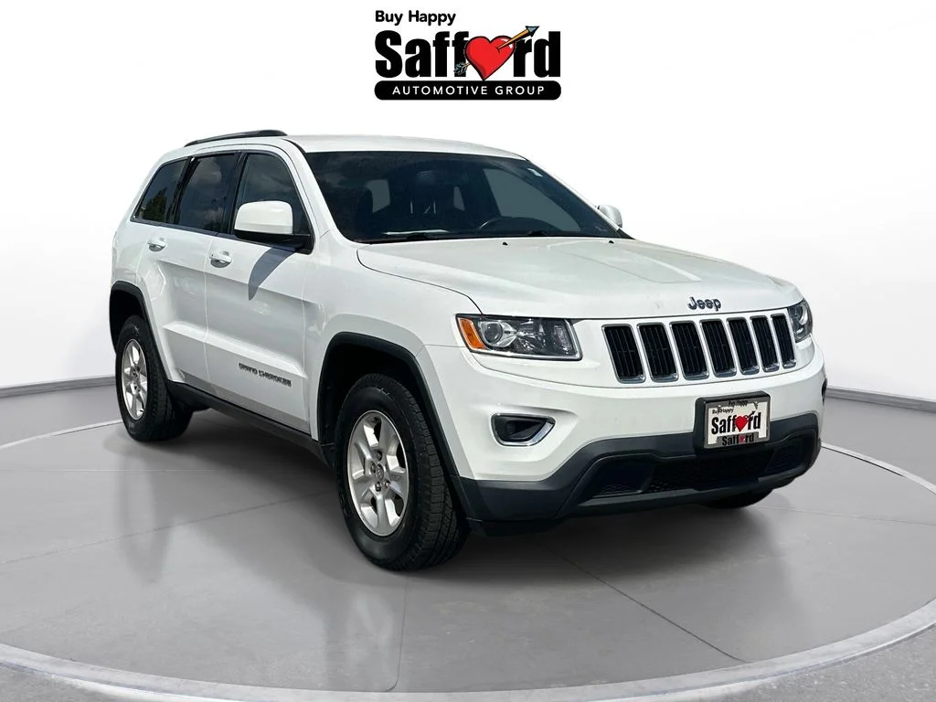 Used 2015 White/off-white Jeep Laredo image 7