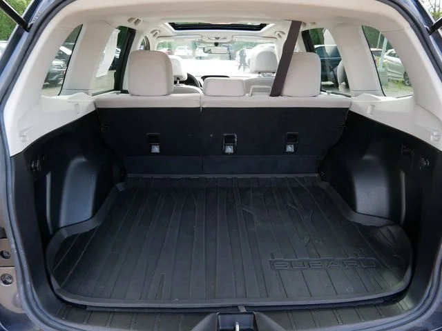 Used 2018 Gray Subaru 2.5i Premium image 10