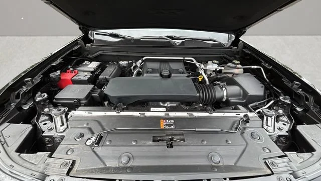 Used 2025 Black Chevrolet Trail Boss image 33