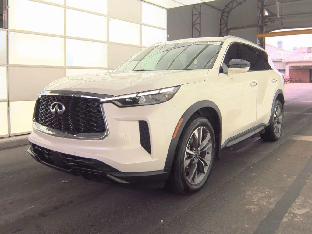 2023 INFINITI QX60 LUXE AWD's photo