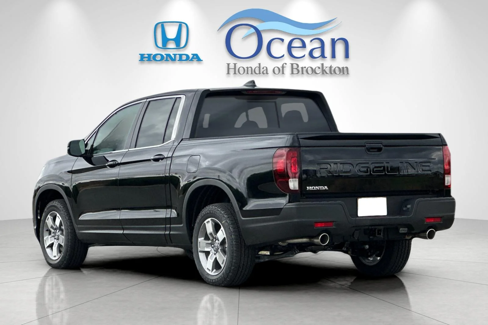 New 2026 Crystal Black Pearl Honda RTL image 3