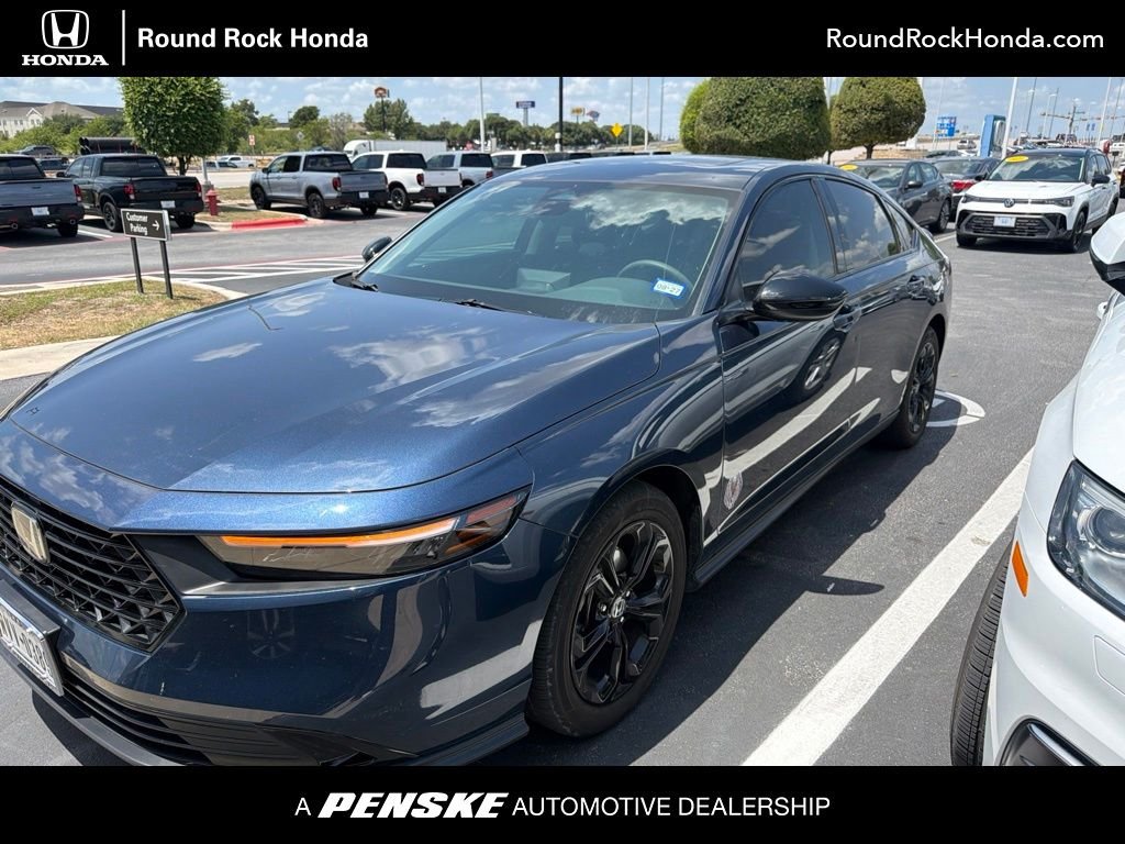 Certified Used 2025 Canyon River Blue Metallic Honda 1.5T SE image 1