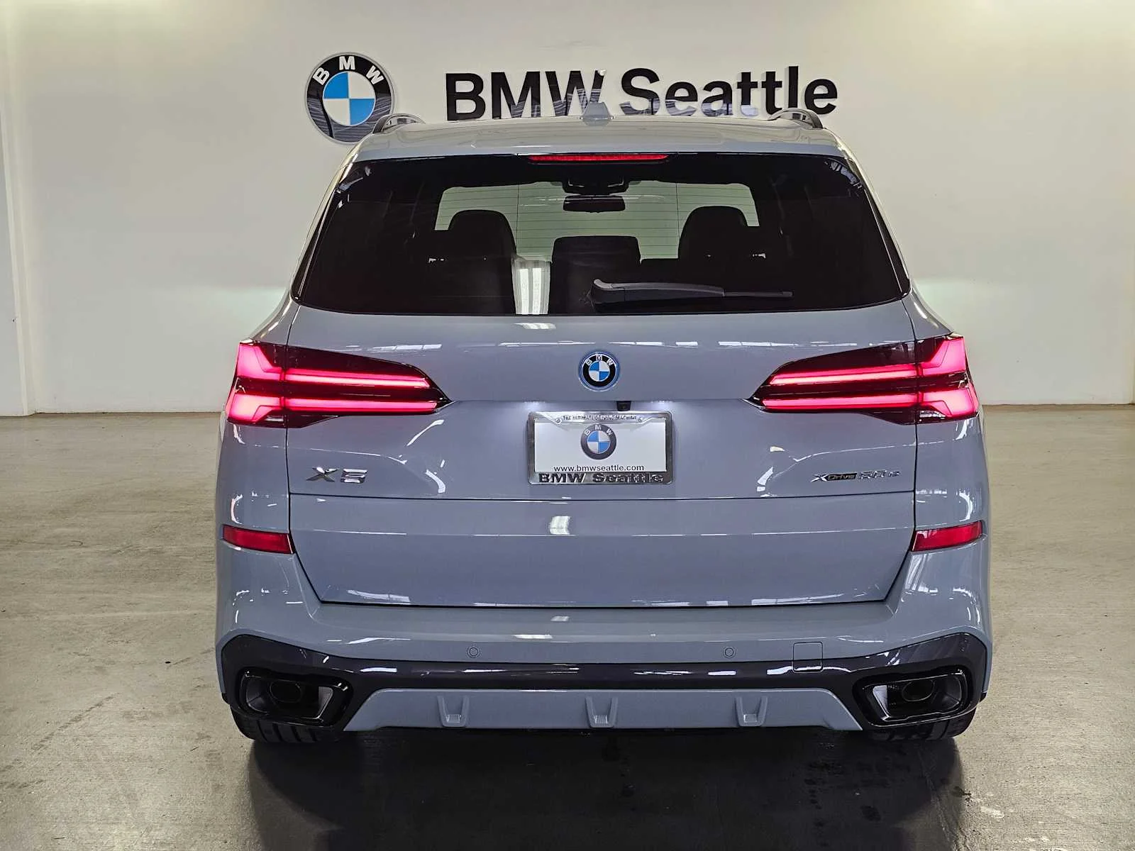 New 2026 Brooklyn Grey Metallic BMW xDrive50e image 6