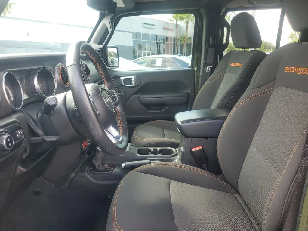 Used 2023 Green Jeep Mojave image 10
